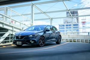 Renault Megane R.S. Trophy 2018 года  (JP)